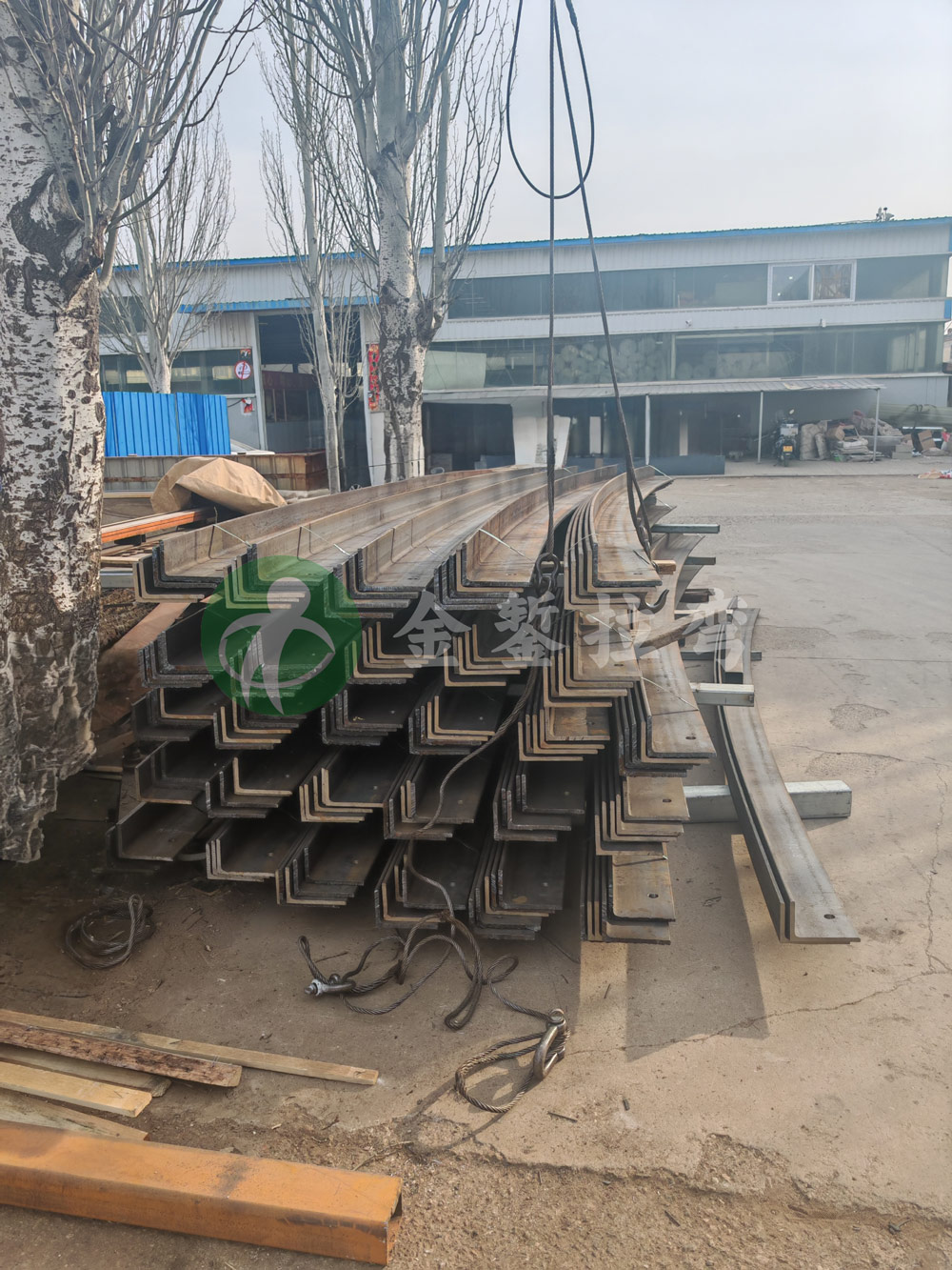 200X125X14角钢拉弯